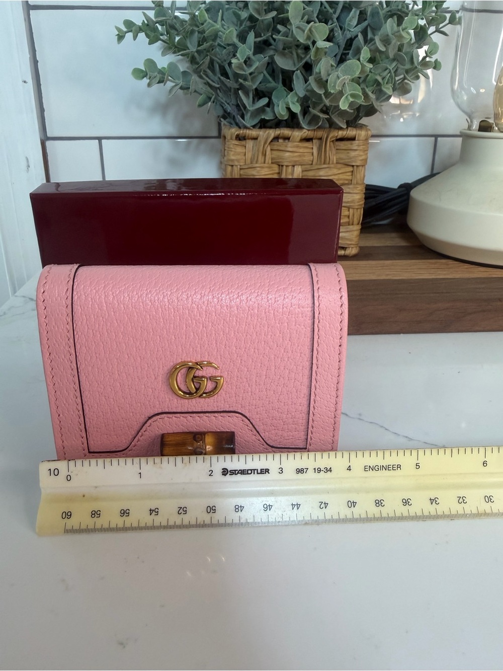 Authentic Gucci Diana Pink Wallet - Like New Good Condition - Picture 6 of 12